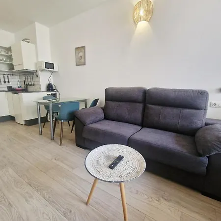 Апартаменти Canteras Sealove *